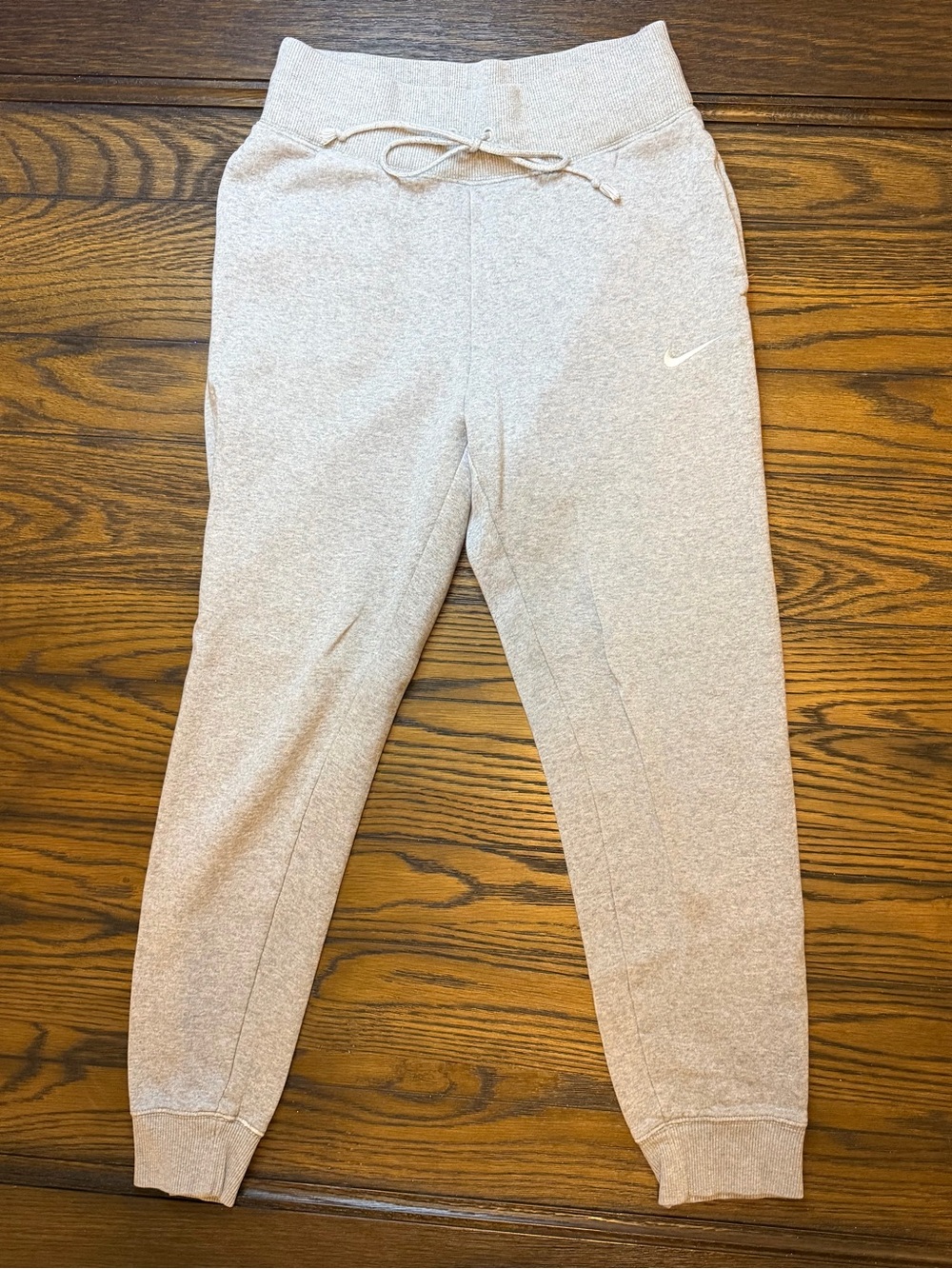 Nike Women’s Gray Jogger Sweatpants